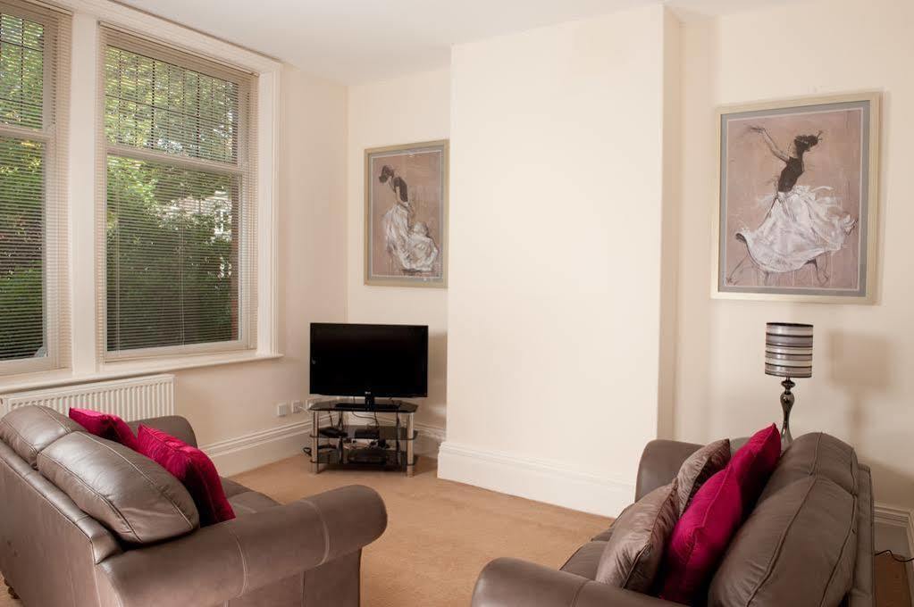 Harrogate Serviced Apartments Exterior photo
